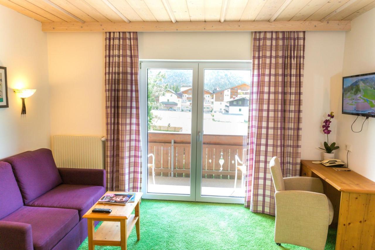 Flat Hotel Seefeld in Tirol Buitenkant foto