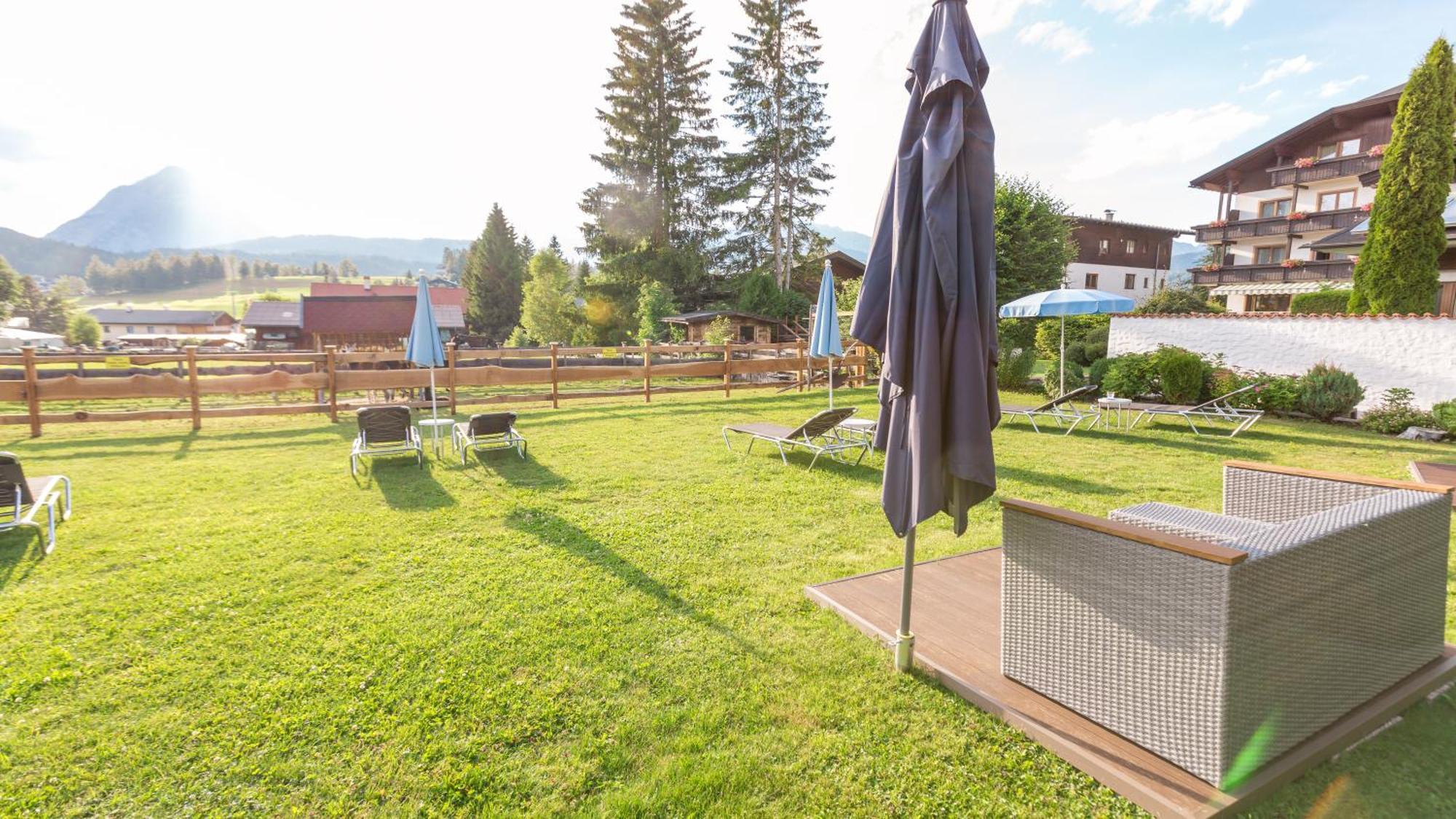 Flat Hotel Seefeld in Tirol Buitenkant foto